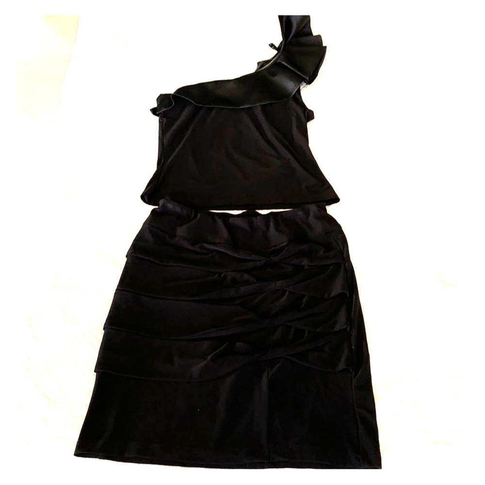 Joseph Ripkoff two price outfit; skirt & top